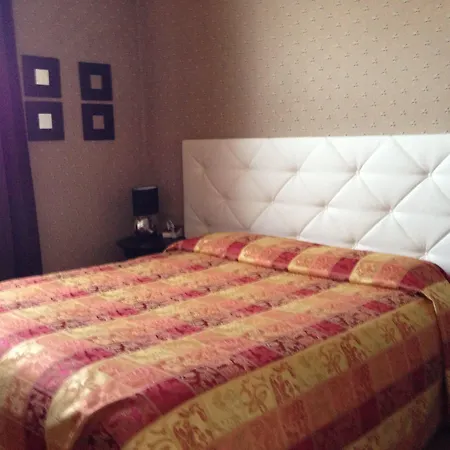 Casa Calicantus 4* Milánó